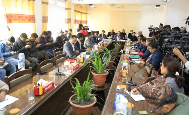 एनसेलको सेयर स्वामित्व खरिद बिक्री अपारदर्शी भएको संसदीय समितिको निष्कर्ष