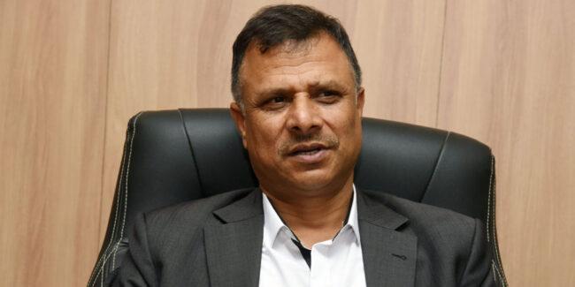 छानबिनको दायरामा रहेका प्राधिकरणका अध्यक्ष खनालको राजीनामा