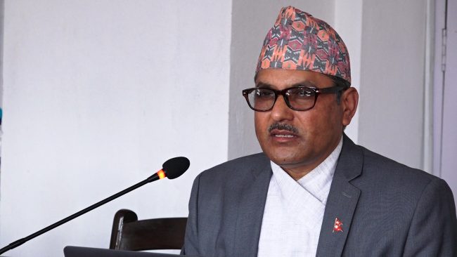 राष्ट्र बैंक र अर्थतन्त्रका सूचनाको सही विश्लेषण हुनुपर्छ – गभर्नर अधिकारी