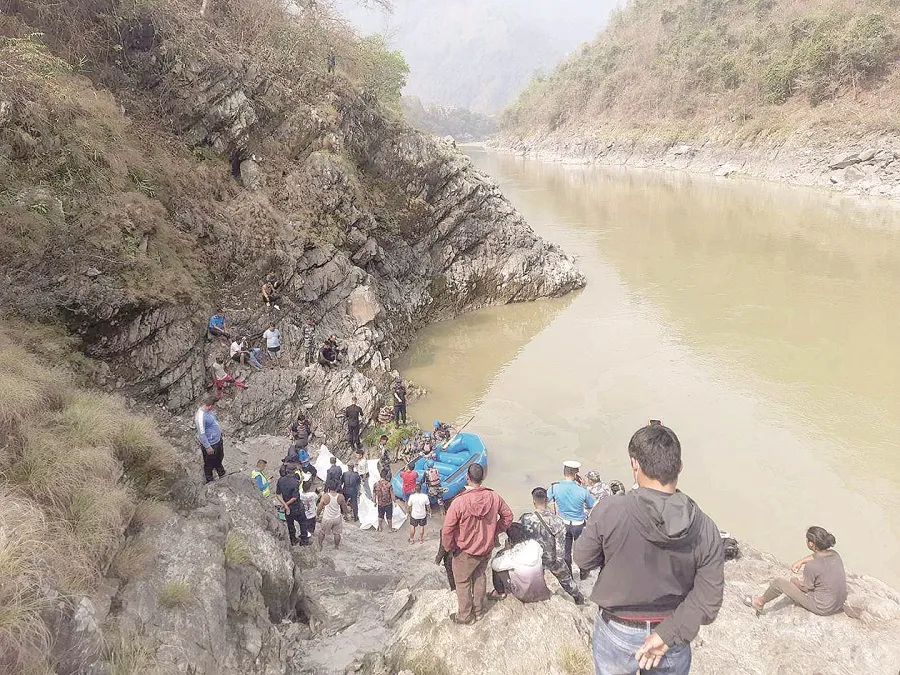 आफन्तको दाहसंस्कार गरेर फर्किएका एकै परिवारका ६ जनाको मृत्यु