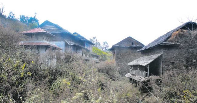 घर छाडेर हिडेका साढे ४४ लाख मध्य २२ लाख विदेशमा