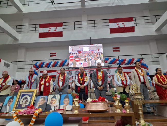 पार्टी भन्दा माथि उठेर राष्ट्र बचाउन लागाैं – शेखर काेइराला