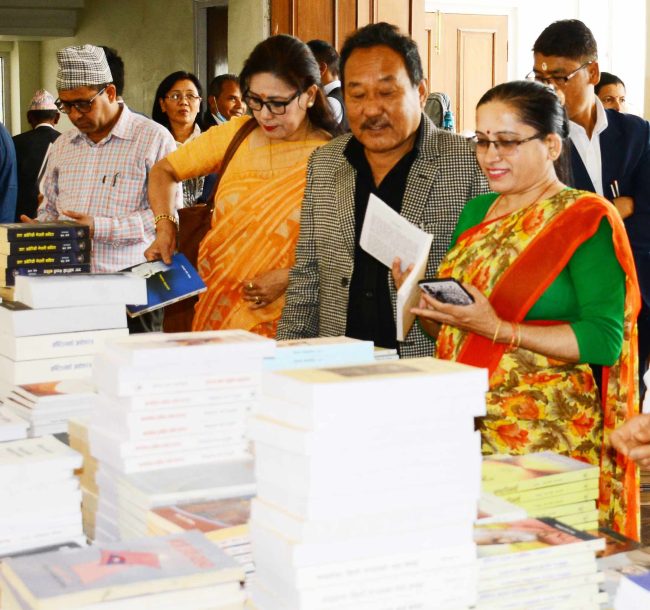 प्रज्ञा पुस्तक प्रदर्शनी प्रारम्भ