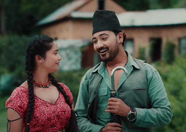 नयाँ भर्सनमा आयो दमौलीमा गेट