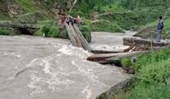 काठेपुलबाट  खसेर २८ वर्षीय हरिकृष्ण बेपत्ता