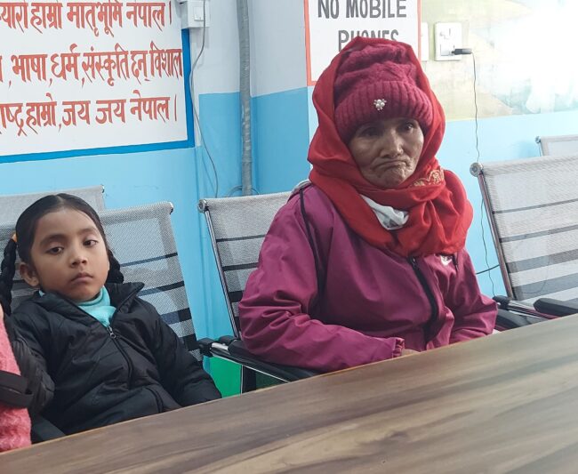 रोजगारीका लागि मलेसिया गएकी छोरीको हत्या,उनै छोरीको छोरीको शव नेपाल ल्याउन भौँतारिरहेकी ७० वर्षीया आमा