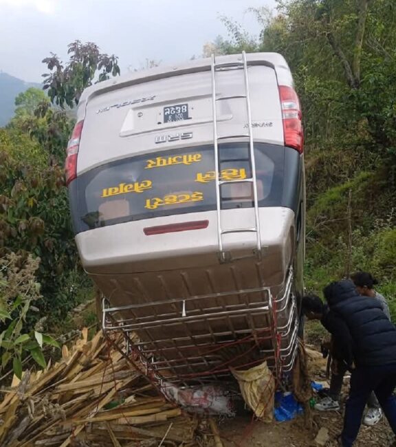 पाख्रिबासमा इभी दुर्घटना हुँदा ७ जना घाइते
