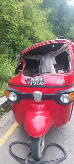 धनकुटाको वेलहरामा अटो दुर्घटना हुँदा ६ जना घाइते