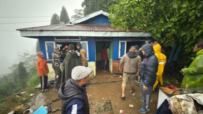 बाढीपहिरो अपडेट : इलामका विभिन्न ठाउँमा पहिरो जाँदा २८ जनाको मृत्यु